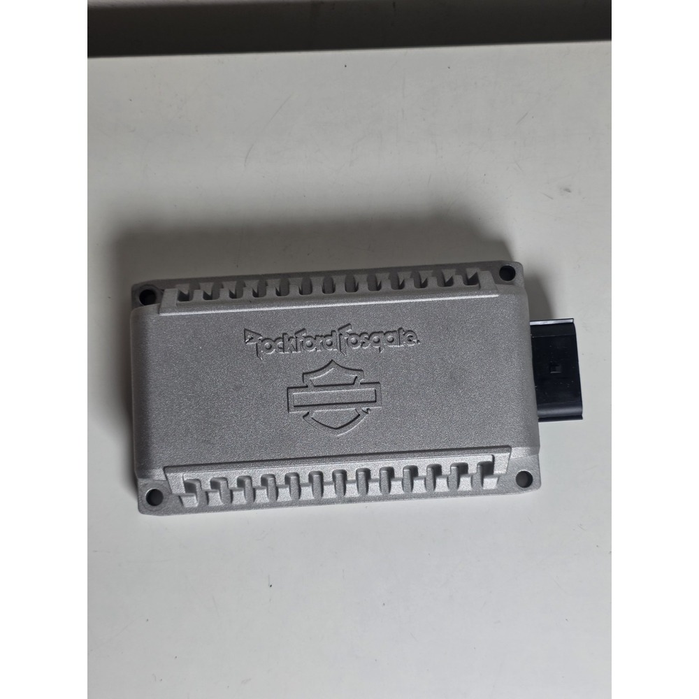 ROCKFORD FOSGATE HARLEY DAVIDSON TOURING FAIRING AUDIO AMPLIFIER 200W 76001131